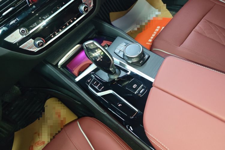 Used BMW 5 Series 2022 Second Facelift 530Li Leading Edition M Sport Package