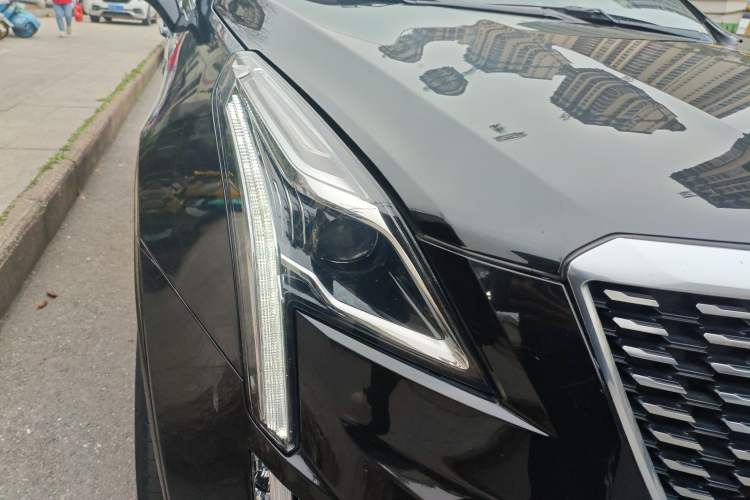 Used Cadillac XT5 2022 2.0T Two-Wheel Drive Luxury Version