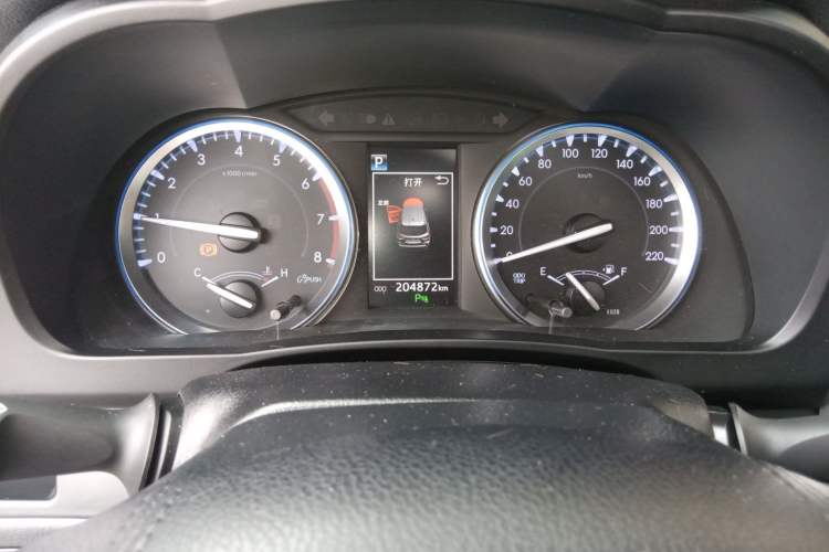 Used Toyota Highlander 2018 2.0T Four-Wheel Drive Luxury Version 7 Seats China VI Standard Instrument Cluster