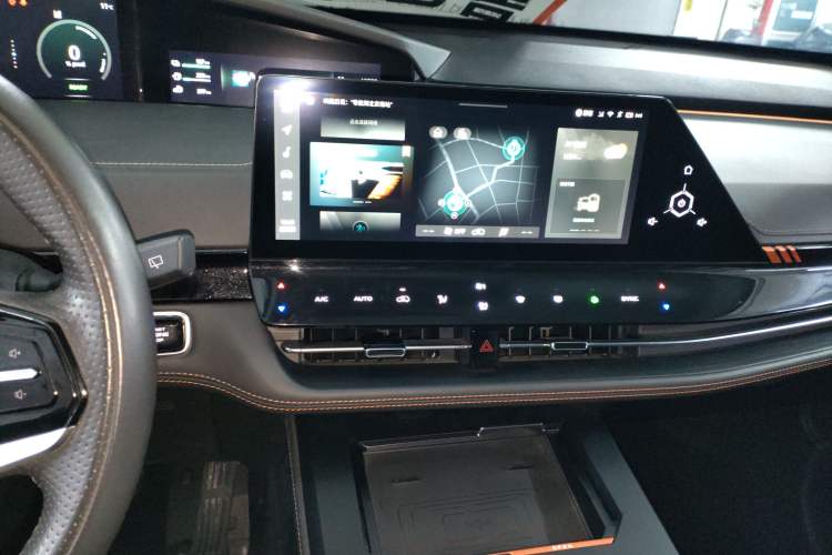 Used CHANGAN UNI-K iDD 2022 Blue Whale iDD 130km 1.5T Prestige Model