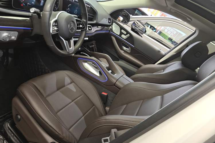 Used Mercedes-Benz GLE 2020 Restyled GLE 350 4MATIC Fashion Edition Left Front Seat