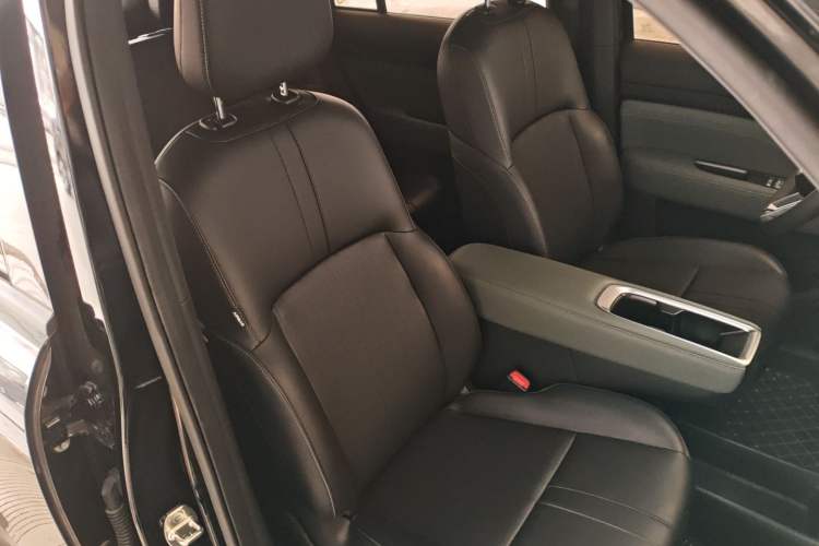 Used Baojun Spark EUV 2025 Smart Luxury Edition 5 Seats Right Front Seat