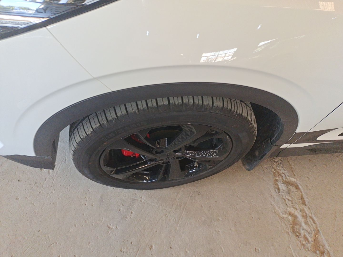 Geely Auto Coolray 2022 Bin Yue COOL 1.5TD DCT Ignite Edition — снимка 10