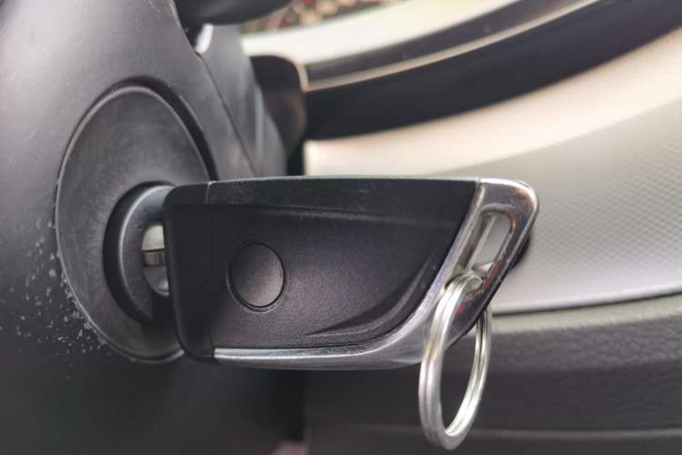 Used Volkswagen Multivan 2017 2.0 TSI 4x4 Explorer Edition 7-Seater
