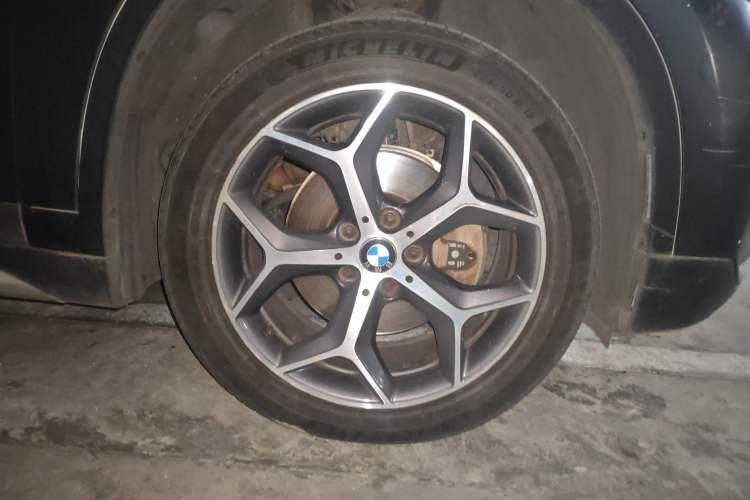 Used BMW X1 2018 sDrive18Li Luxury Model