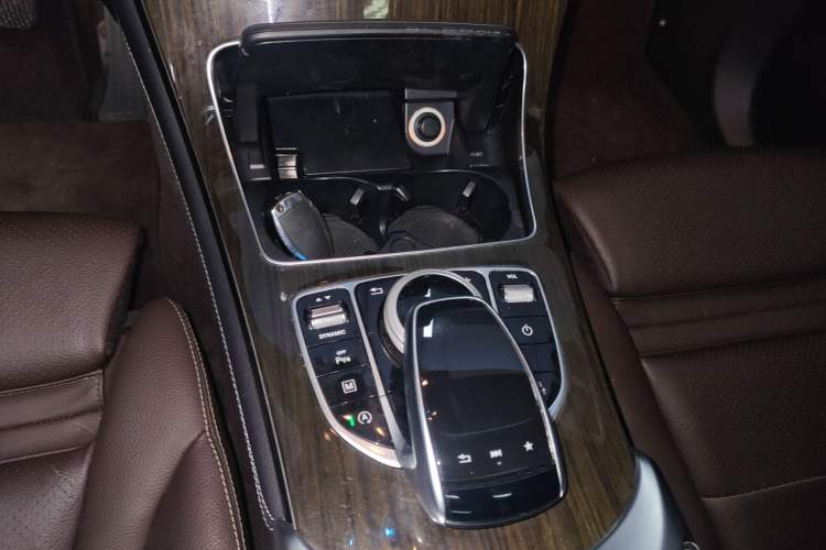 Used Mercedes-Benz GLC 2017 GLC 260 4MATIC Dynamic Edition