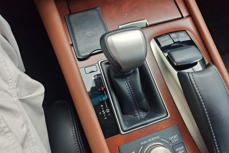 Used Lexus LS 2014 460L
