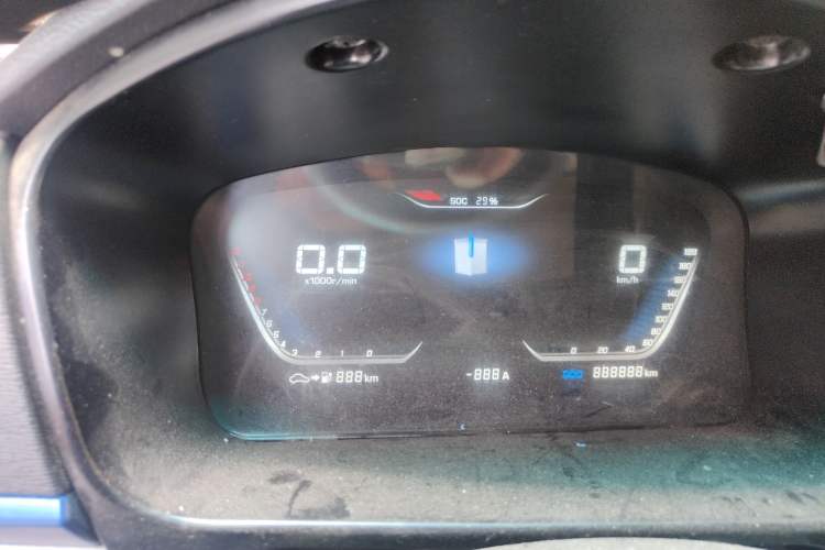 Used Farizon E5 2022 E5L Pure Electric Van with Guoxuan 39.9 kWh Instrument Cluster