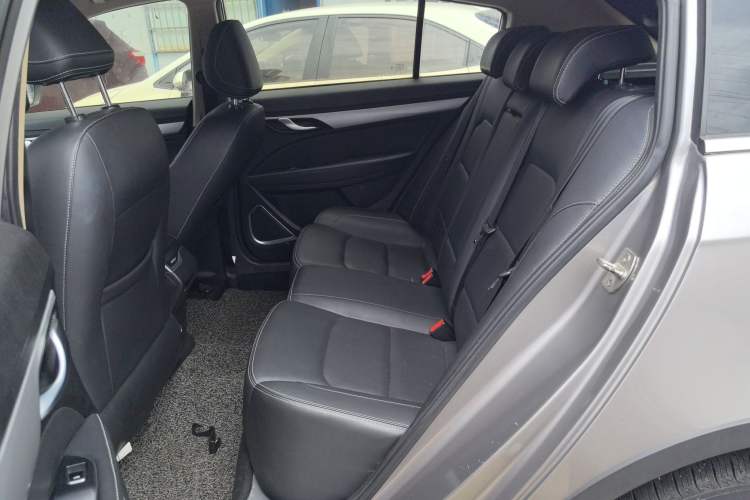 Used Geely Auto Vision S1 2018 1.5L Manual FENGXING Model
