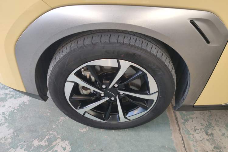 Used AION Y 2022 Plus 70 Smart Edition