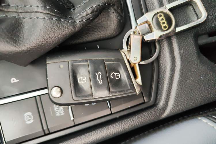 Used Volkswagen Lavida 2023 1.5L Automatic 5 Million Edition Interior 1