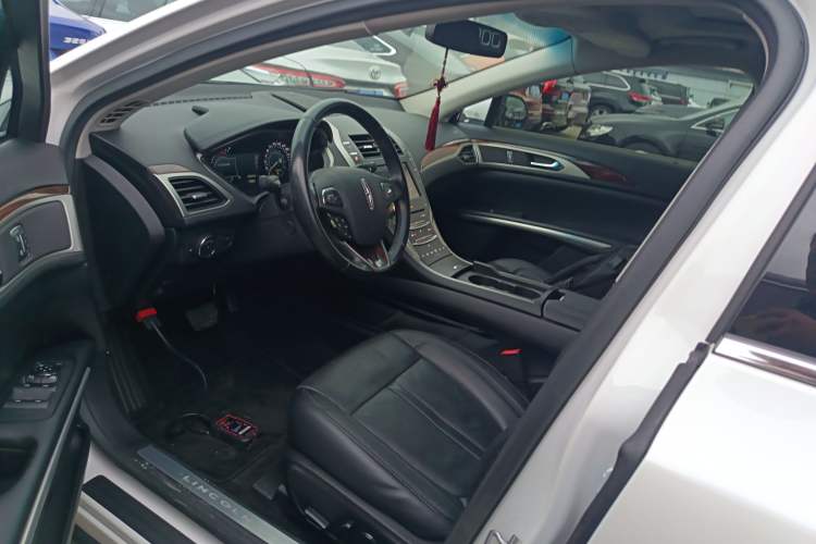 Used Lincoln MKZ 2014 2.0T Luxury Edition