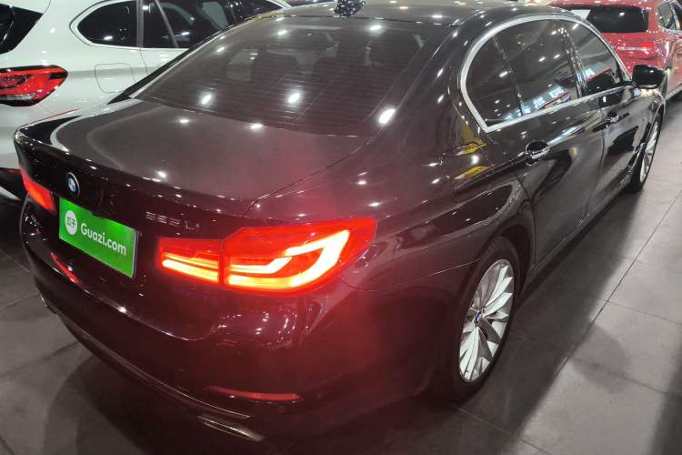 Used BMW 5 Series 2018 525Li Luxury Package