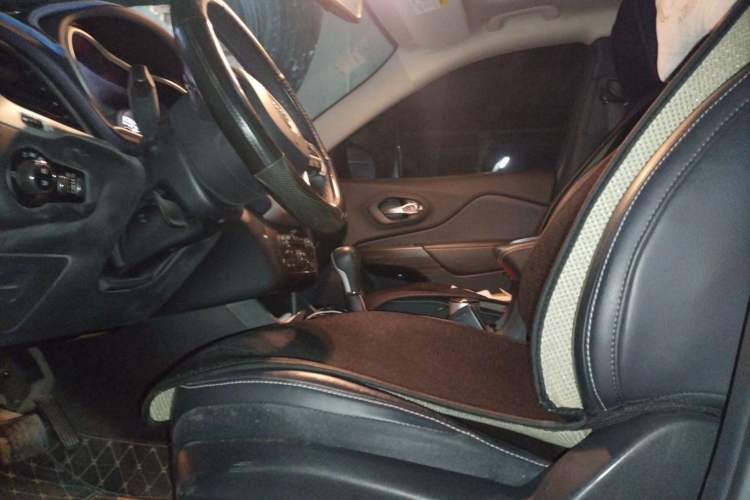 Used Jeep Cherokee 2017 2.4L Leading Smart Edition