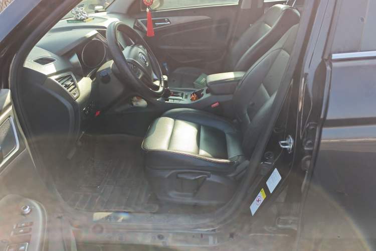 Used Changan CS75 2014 1.8T Automatic Elite Version China V Standard