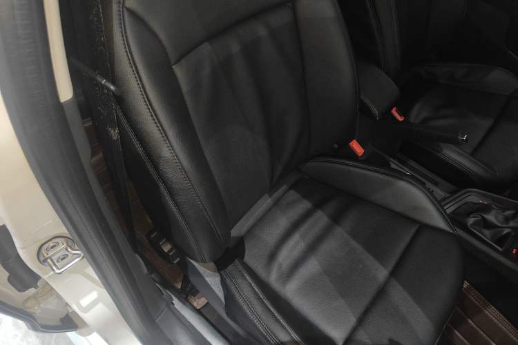 Used Volkswagen Lavida 2018 Classic 1.5L Automatic Fashion Edition China VI Standard Right Front Seat