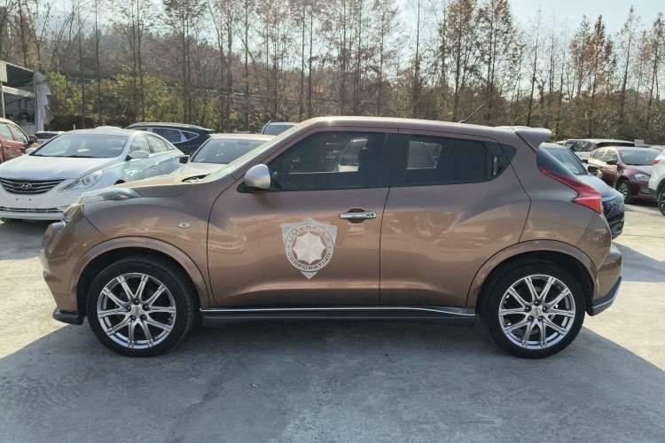 Used Infiniti ESQ 2014 1.6L Luxury Edition