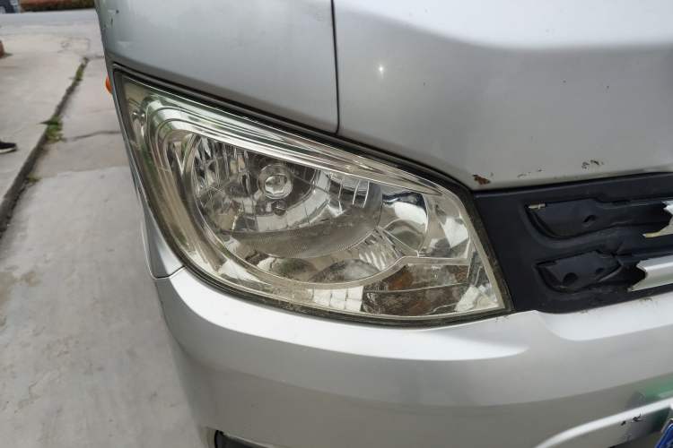 Used Foton Xiangling M  Right Front Headlight