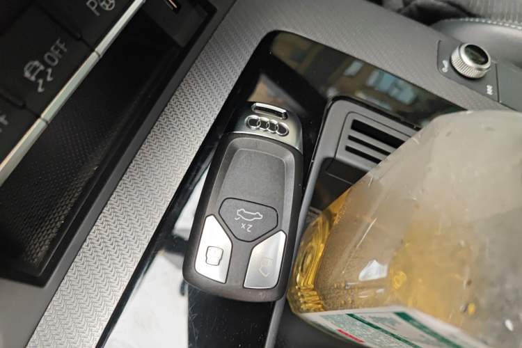 Used Audi Q5L Sportback 2022 40 TFSI Luxury Model
