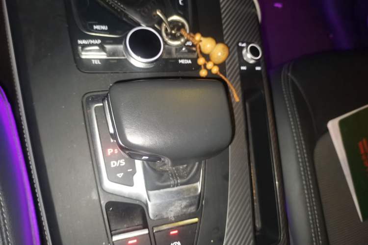 Used Audi Q5L 2018 45 TFSI Prestige Fashion Edition China V Emission Standard
