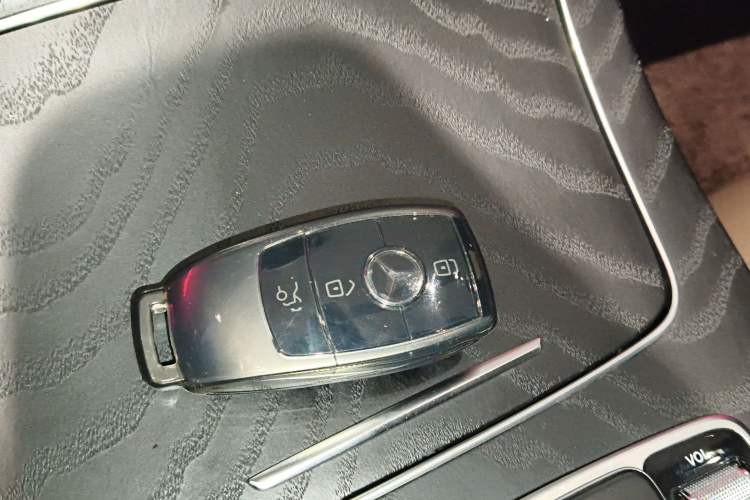 Used Mercedes-Benz E-Class 2021 Updated E 260 Fashion Sport Edition
