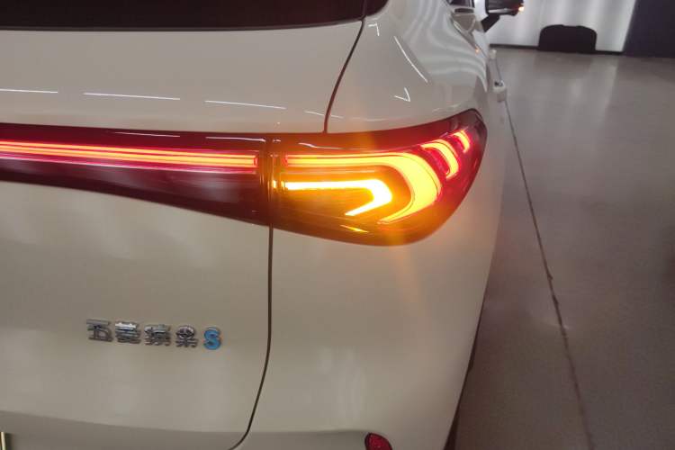 Used Wuling Bingo S 2025 Model 325km Deluxe Edition
