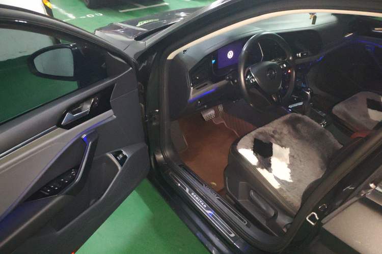 Used Volkswagen Sagitar 2021 280TSI DSG Excellence Edition
