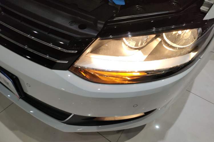 Used Volkswagen Sharan 2018 Revised Version 380TSI Comfort Edition 7-Seater
