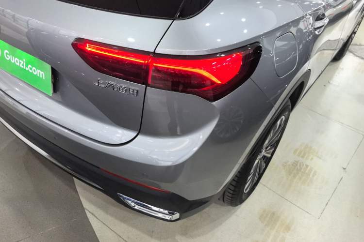 Used Buick Envision 2025 25T Entry-Grade Platinum Edition