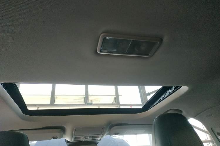 Used Ford Mondeo 2025 2.0T EcoBoost Luxury Version
