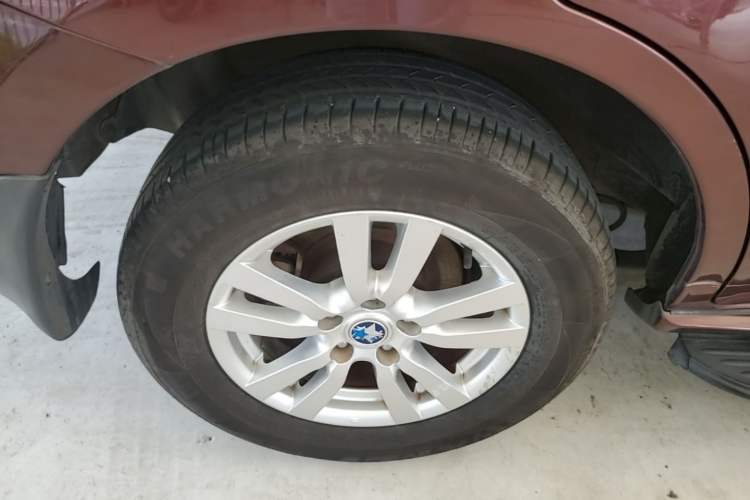 Used Venucia T70 2015 2.0L CVT Smart Edition
