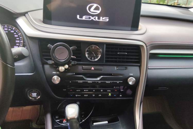 Used Lexus RX 2020 300 4x4 Elegant Edition China VI
