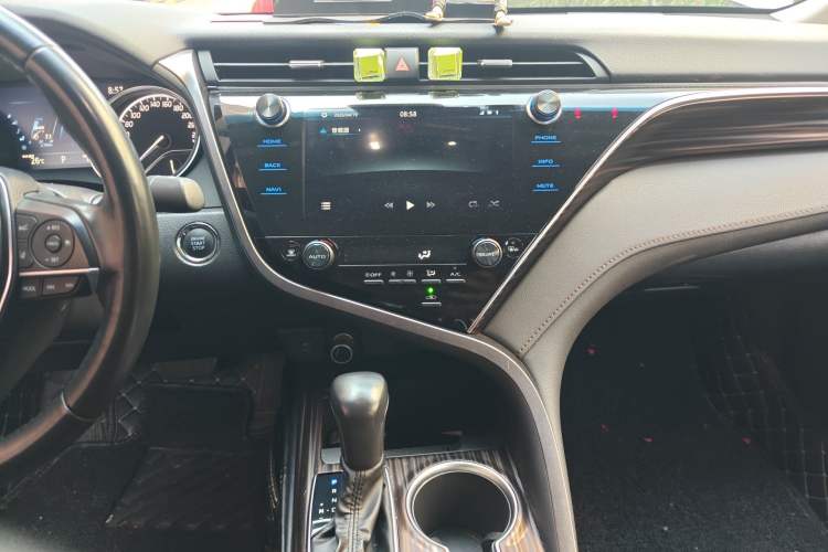 Used Toyota Camry 2019 Revised Version 2.0G Luxury Edition