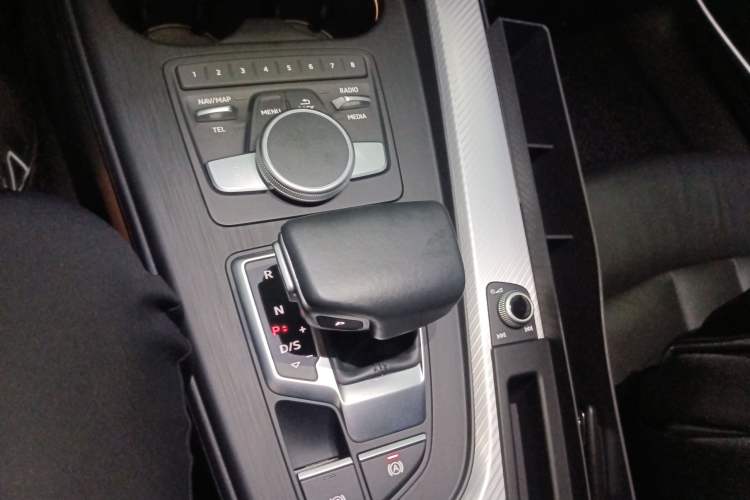 Used Audi A4 2017 45 TFSI allroad quattro Sport model
