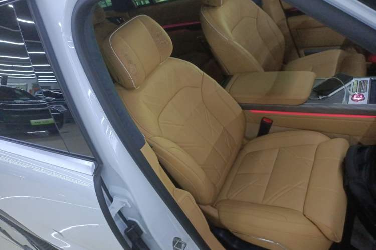 Used Zeekr 9X 2025 Ultra Edition
