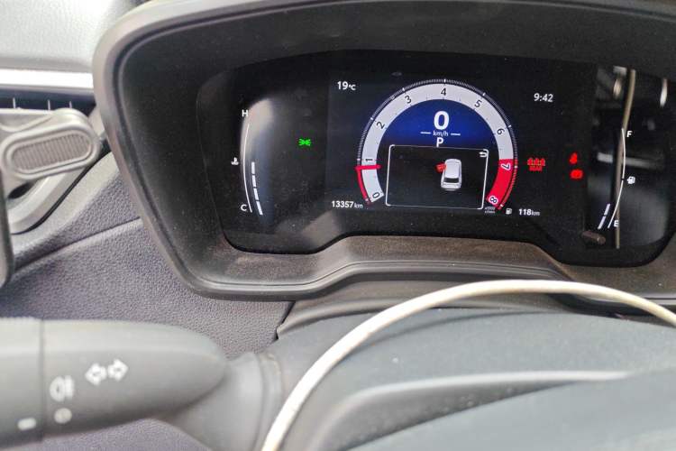 Used Toyota FRONTLANDER 2023 2.0L CVT Elite Edition Odometer Close Up