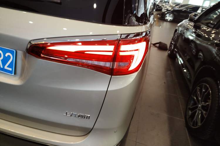 Used Buick GL8 2017 ES 28T Premium Version China V Standard Right Rear Taillight