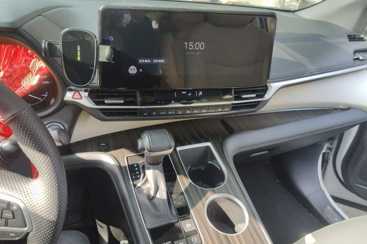 Used Toyota SIENNA 2021 2.5L Hybrid Premium Edition