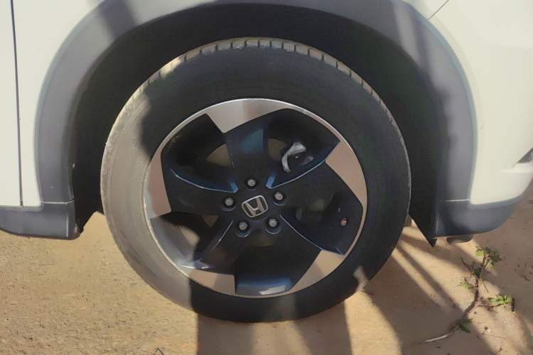 Used Honda Vezel 2017 1.8L CVT Front-Wheel Drive Pioneer Edition
