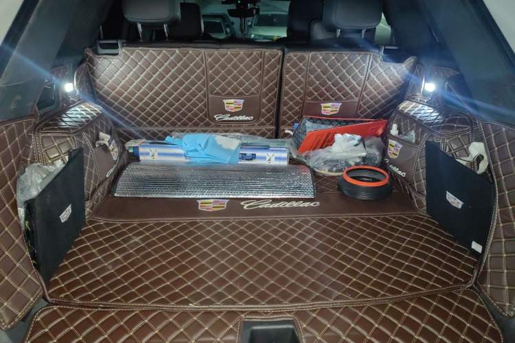 Used Cadillac XT5 2020 28T Tech Edition Trunk