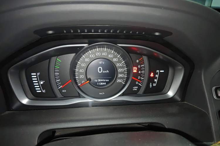 Used Volvo XC60 2015 T5 Smart Upgrade Model