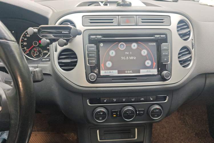 Used Volkswagen Tiguan 2015 1.8TSI Automatic Two-Wheel Drive Luxury Model