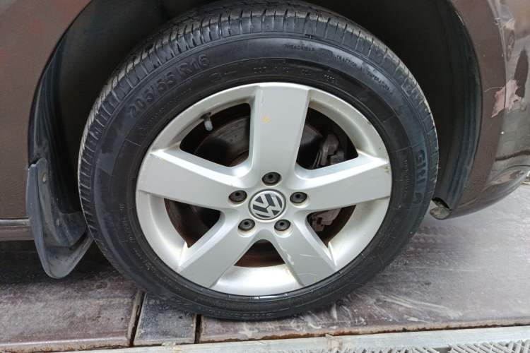 Used Volkswagen Touran 2013 1.4T DSG Comfort Edition 5-Seater
