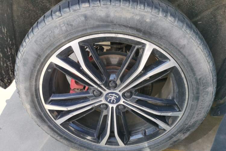 Used BYD Song PLUS 2020 1.5T Automatic Prestige Version
