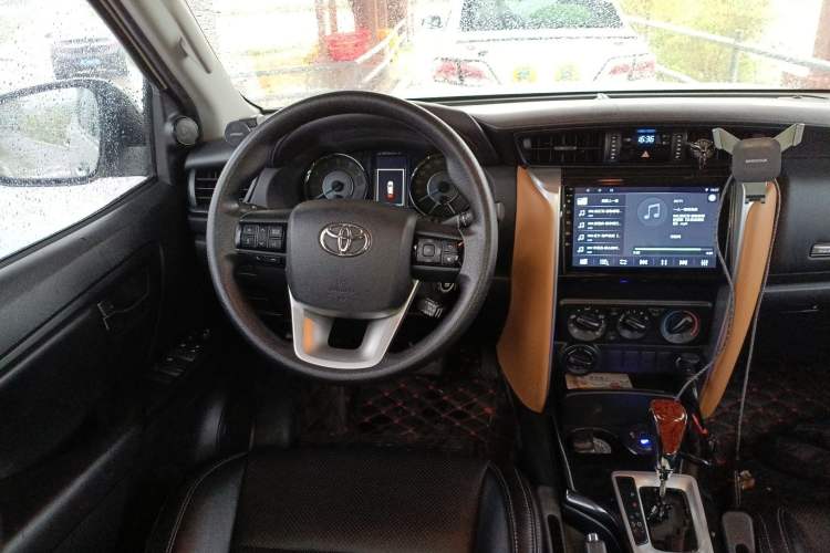 Used Toyota Fortuner 
