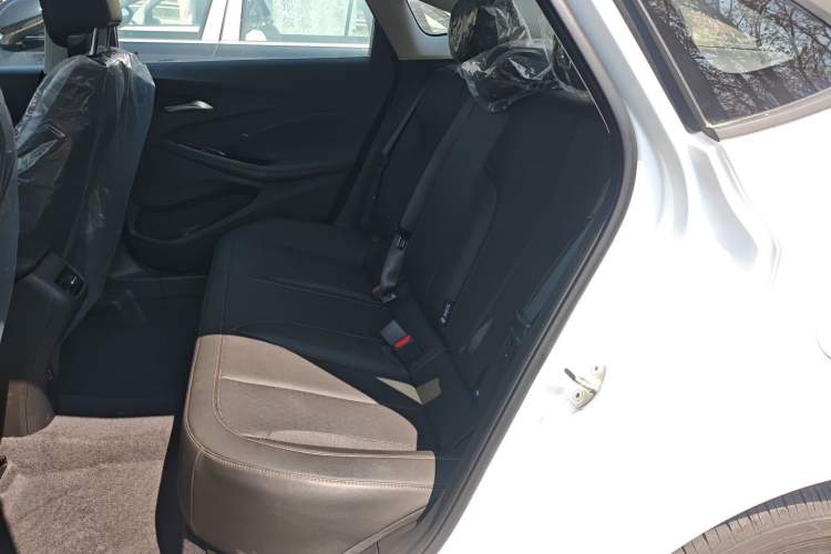 Used Buick Verano 2023 Pro Enjoyment Edition Left Rear Seat