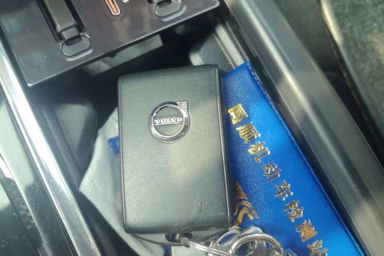 Used Volvo S90 2020 T4 SmartDrive Luxury Edition Vehicle Key