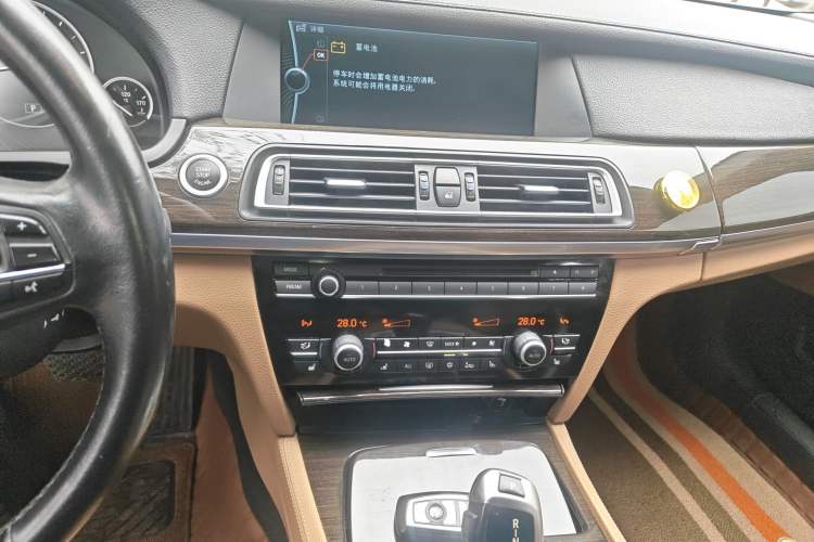 Used BMW 7 Series 2011 730Li Elegant Model Audio And AC Panel