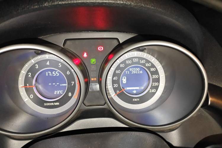 Used Bestune X80 2016 2.0L automatic Comfort trim level