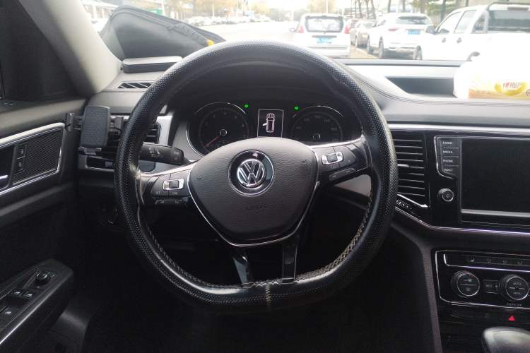 Used Volkswagen Teramont 2017 380TSI Four-Wheel Drive Comfort Edition Steering Wheel